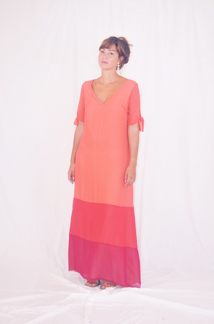 Robe longue fluide en dégradé corail – Rita